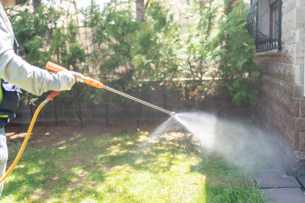 Best Commercial Pest Control Services  in Lemont Furnace, PA